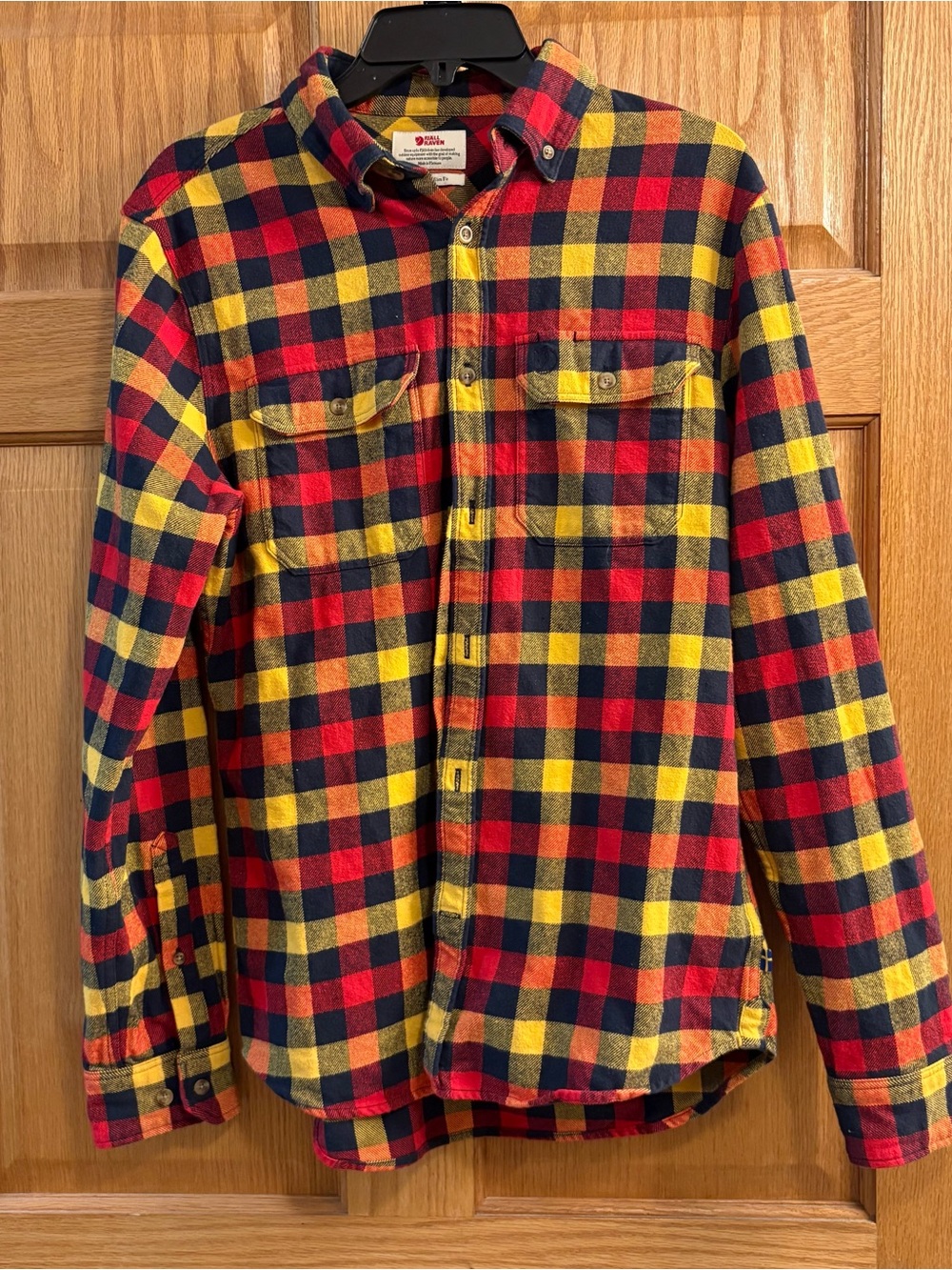FjällRäven Flannel Shirt Mens M Medium Slim Fit Button Up Check Red Yellow Plaid